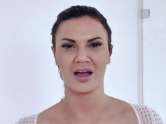 Ванна, Большая жопа, Клитор, Ноги, Мастурбация, Трусики, От первого лица, Тату