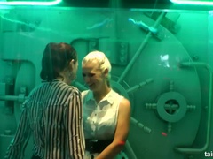 Blondine, Bekleidet, Tanzen, Puppe, Nackt, Orgie, Pornostars, Erotischer film