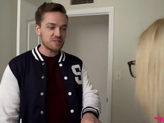 Culo grande, Mamada, Corrida, Polla, Orgasmo, Bragas, Coño, Afeitado