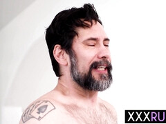 Grote kont, Blond, Fetisj, Voetbeurt, Hardcore, Masseren, Moeder, Nat