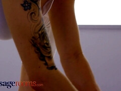 Lieveling, Grote mammen, Bruinharig, Vingeren, Hardcore, Lesbisch, Orgasme, Tatoeage