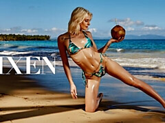 18 ans, Blonde, Sucer une bite, Seins naturels, Cheveux courts, Maigrichonne, Adolescente, Nénés