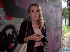 Blondine, Blasen, Tschechisch, Hd, Monster, Orgasmus, Pov, Öffentlich