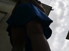 Despelote, Italiano, Madres para coger, Mamá, Al aire libre, Orinar, Público, Coño