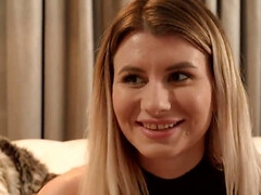 18 jaar, Lieveling, Blond, Erotisch, Lesbisch, Likken, Kut duiken, Tiener