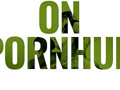 Gros cul, Gros seins, Brunette brune, Face assise, Lesbienne, Adolescente, Jouets, Mouillée