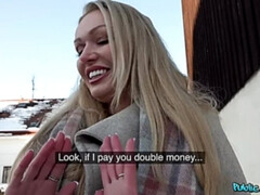 Verga grande, Tetas grandes, Rubia, Estilo perrito, Europeo, Penetracion con dedos, Nalgadas, Tatuaje