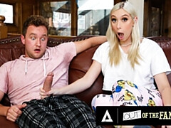 Gros seins, Blonde, Sucer une bite, Doigter, Seins naturels, Chatte, Réalité, Soeurs