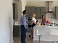 Anaal, Slaapkamer, Blond, Pijpbeurt, Hondjeshouding, Hd, Moeder die ik wil neuken, Tatoeage