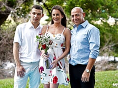 Спальня, Большой член, Минет, Волосатые, Милф, Натуральные сиськи, Сиськи