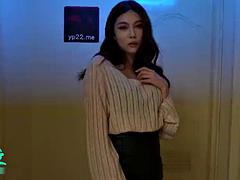 Stellung 69, Asiatisch, Grosse titten, Blasen, Besamung, Titten, Ehefrau