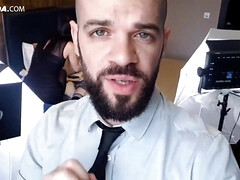 In den arsch, Blasen, Braunhaarige, Muschi, Rotschopf, Rasiert, Jungendliche (18+), Flotter dreier