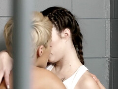 Черненькие, Лесбиянка, Лизание, Зрелые, Киски