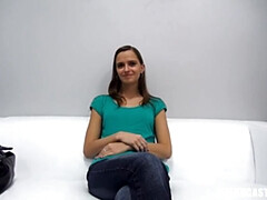 Bruinharig, Tsjechisch, Hd, Tieten likken