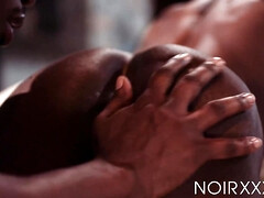 Grosser schwanz, Blasen, Spermaladung, Kehlenfick, Schwanz, Hundestellung, Schwul, Hardcore