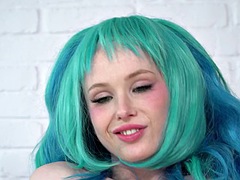 Mooi, Grote mammen, Pijpbeurt, Vingeren, Hardcore, Zuigen, Tieten likken, Speelgoed