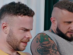 Большой член, Минет, Семяизвержение, Геи, Спортзал, Ласковые ручки, Мускулы