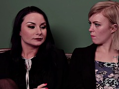 Анальный секс, Красотки, Садо мазо, Бондаж, Сперма на лице, Белье, Втроем