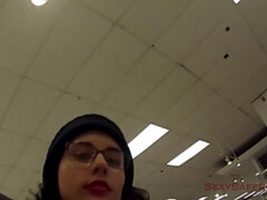 Public Cum Walk at the Mall!