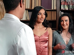 Slaapkamer, Grote mammen, Stel, Jurk, Lesbisch, Doordringend, Tatoeage, Tieten likken