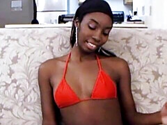 Любители, Жопа, Брюнетки, Черненькие, Пальцем, Натуральные сиськи, Молоденькие, Сиськи