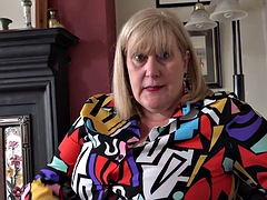 Tante, Mooie dikke vrouwen, Grote mammen, Blond, Rijpe lesbienne, Moeder die ik wil neuken, Gezichtspunt, Tieten likken