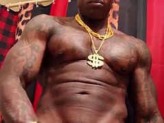 Arabe, Grosse bite, Noire, Noir ébène, Homosexuelle, Masturbation, Muscle, Tatouage