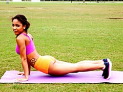 Gros cul, Grosse bite, En levrette, Souple, Fille latino, Masturbation, Maigrichonne, Nénés