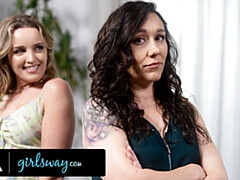 Culo grande, Penetracion con dedos, Lesbiana, Lamidas, Madres para coger, Tetas naturales, Sexo fuerte, Tetas