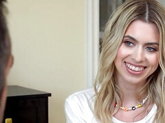 Красотки, Большой член, Брюнетки, Лизание, От первого лица, Киски, Тощие, Молоденькие