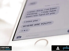 Grote kont, Grote mammen, Seksspeelgoed, Vingeren, Lesbisch, Likken, Orgie, Roodharige vrouw