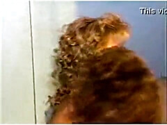 Blonde, Sucer une bite, Européenne, Poilue, Seins naturels, Bureau, Rétro ancien