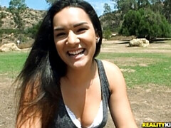 Culo grande, Verga grande, Mamada, Morena, Estilo perrito, Dinero, Tetas naturales, Adolescente