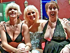 Любители, Британки, Группа, Ласковые ручки, Хд, Домохозяйки, Оргии, Чулки