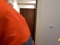 Kont, Pijpbeurt, Sperma shot, Hondjeshouding, 1 man 2 vrouwen, Vingeren, Logement, Kut duiken