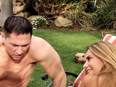 18 ans, Gros seins, Blonde, Hard, De plein air, Adolescente