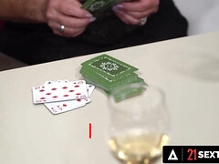 Garganta profunda, Corridas faciales, Fetiche, Peludo, Lamidas, Tetas naturales, Coño, Sexo fuerte