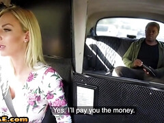 Blond, Auto, Handbeurt, Hardcore, Hd, Interraciaal, Moeder die ik wil neuken, Zuigen