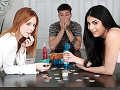 Culo, Dormitorio, Verga grande, Mamada, Ffm, Tetas naturales, Adolescente, Tetas