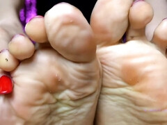 Amateur, Brunette brune, Pieds, Femme dominatrice, Fétiche, Fétiche des pieds, Italienne, Esclave