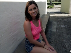 Leie, Amerikanisch, Arsch, Braunhaarige, Im freien, Piercing, Pov, Öffentlich