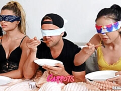 Grote kont, Grote lul, Grote mammen, Pijpbeurt, Hondjeshouding, Zwart, Buiten