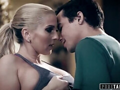 Anal, Gros seins, Attrapée, Tromperie, Hard, Mère que j'aimerais baiser, Belle mère, Plan cul à trois