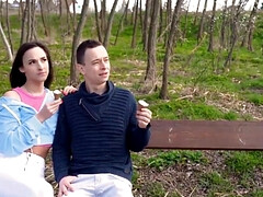 Americano, Chica, Morena, Atrapados, Madura, Maduro, Madres para coger, Dinero