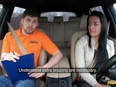 Cul, Grosse bite, Sucer une bite, Brunette brune, Gorge profonde, Embrassement, Léchez, Chevaucher