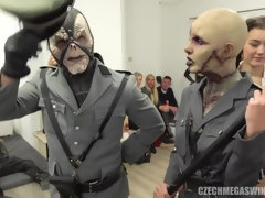 Entre bastidores, Rubia, Mamada, Grupo, Pajear, Falda, Adolescente, Inodoro