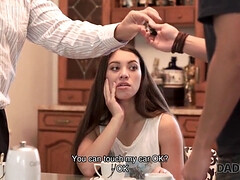 18 ans, Sucer une bite, Petit ami, Poupée, Européenne, Fils, Adolescente, Nénés