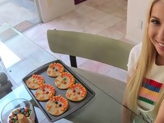 Sucer une bite, Brunette brune, Branlette thaïlandaise, Hard, Léchez, Seins naturels, Rasée, Nénés