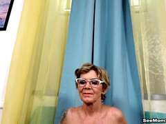 Blonde, Sucer une bite, Mamie, Branlette thaïlandaise, Mature, Mère que j'aimerais baiser, Maman, Suçant