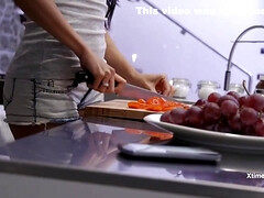 Anal, Gros cul, Grosse bite, Brunette brune, Gorge profonde, Branlette thaïlandaise, Orgasme, Nénés